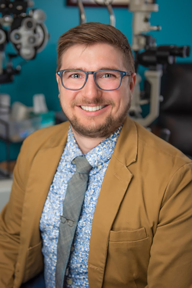 Dr. Alexander Curtis, OD