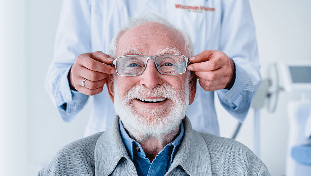 Senior eye exams in Wisconsin